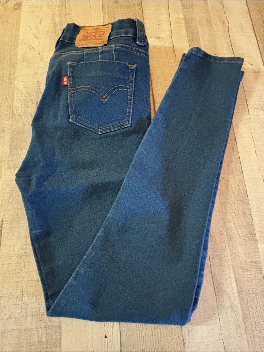 Levi's Women's Indigo Skinny Jeans with Red Tab